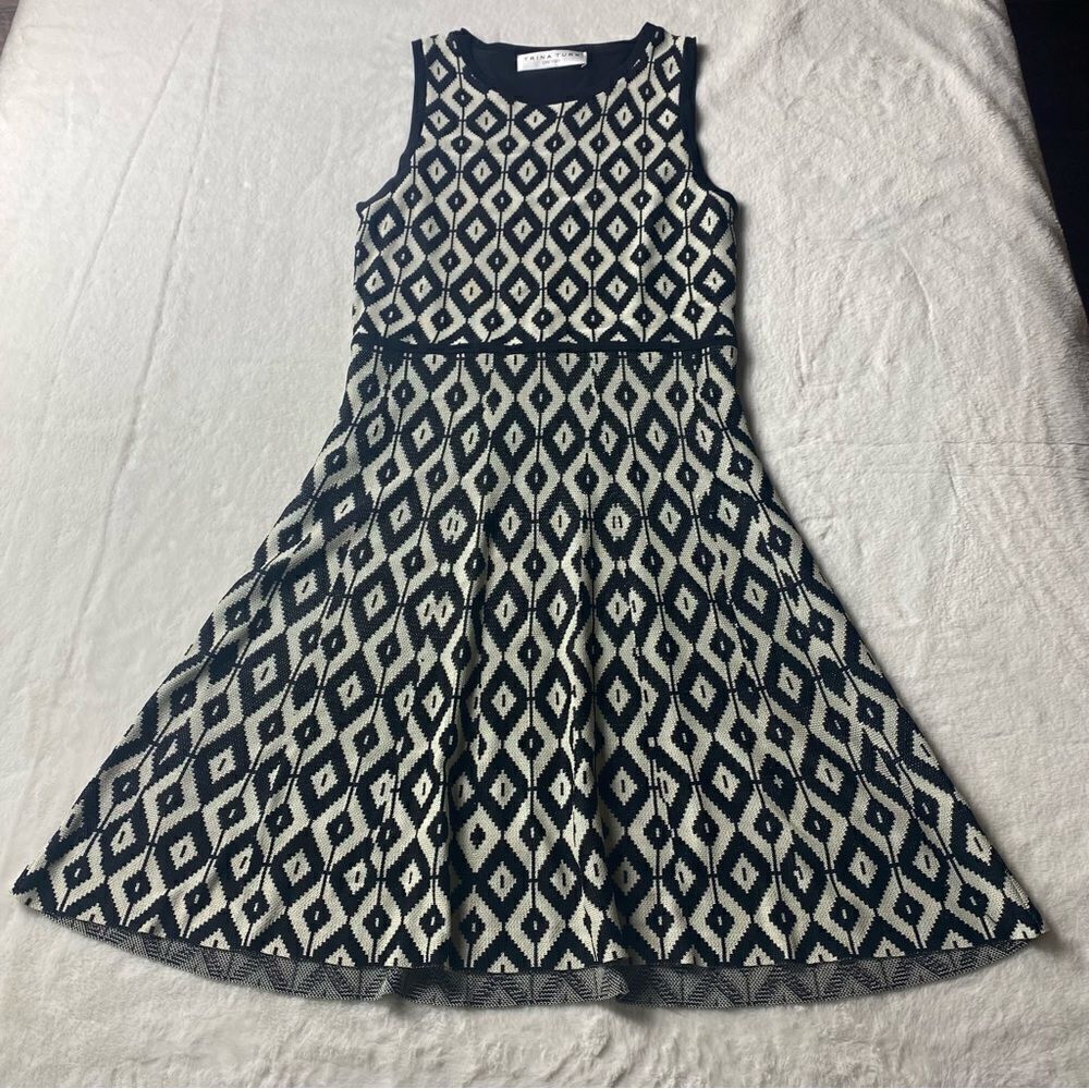 Trina Turk Huxley Black White Diamond Design Knit Sleeveless Dress Size Medium